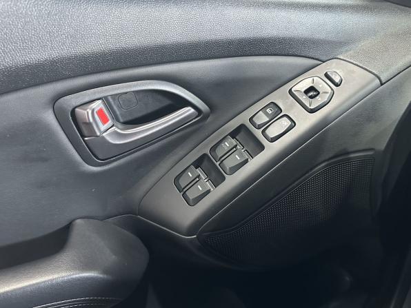 Hyundai ix35 I Рестайлинг с пробегом 2014 года, цена 1 410 000 рублей, 117000 км, внедорожник, Автокод Объявления