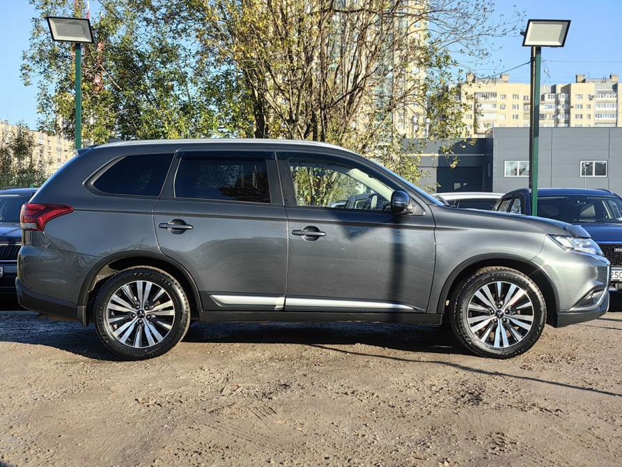 Mitsubishi Outlander III Рестайлинг 3 Санкт-Петербург  - изображение 4