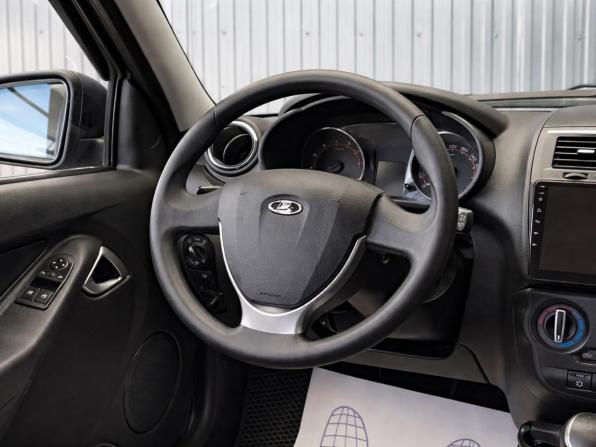 Lada (ВАЗ) Granta I Рестайлинг с пробегом 2022 года, цена 747 000 рублей, 111884 км, хэтчбек, Автокод Объявления
