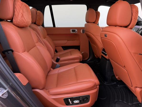 Li Auto (Lixiang) L9 I с пробегом 2023 года, цена 6 250 000 рублей, 76400 км, внедорожник, Автокод Объявления