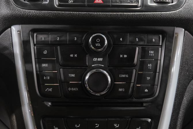 Opel Mokka I с пробегом 2014 года, цена 1 199 000 рублей, 128000 км, внедорожник, Автокод Объявления
