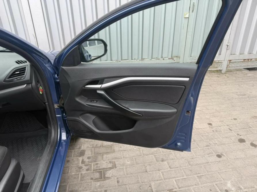 Lada (ВАЗ) Vesta I Ростов-на-Дону  - изображение 11