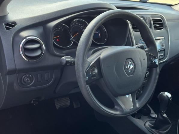 Renault Sandero II с пробегом 2017 года, цена 1 110 000 рублей, 82105 км, хэтчбек, Автокод Объявления