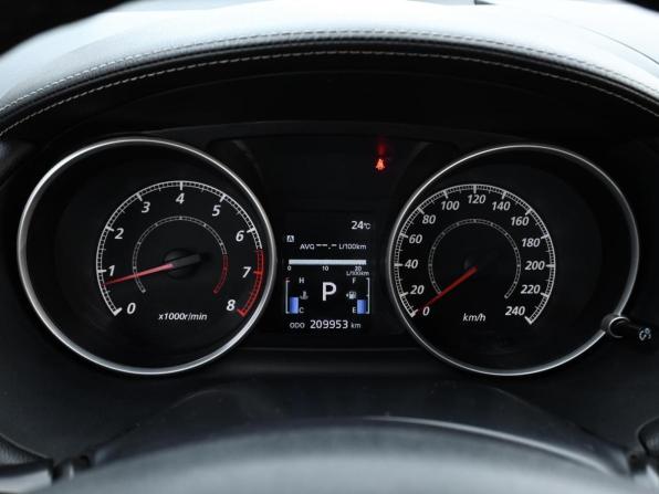 Mitsubishi Outlander II Рестайлинг с пробегом 2011 года, цена 1 250 000 рублей, 209953 км, внедорожник, Автокод Объявления