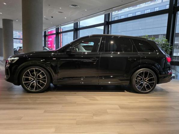 Новый Audi Q7 II (4M) Рестайлинг 2 2025 года, цена 14 092 000 рублей, внедорожник, Автокод Объявления