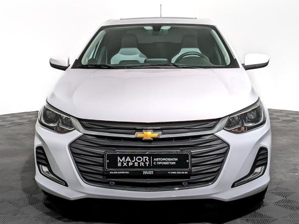 Chevrolet Onix II с пробегом 2023 года, цена 1 615 000 рублей, 37286 км, седан, Автокод Объявления