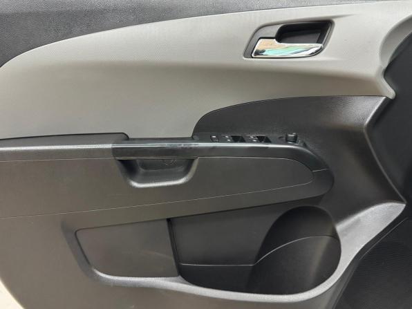 Chevrolet Aveo II с пробегом 2015 года, цена 680 000 рублей, 140590 км, седан, Автокод Объявления