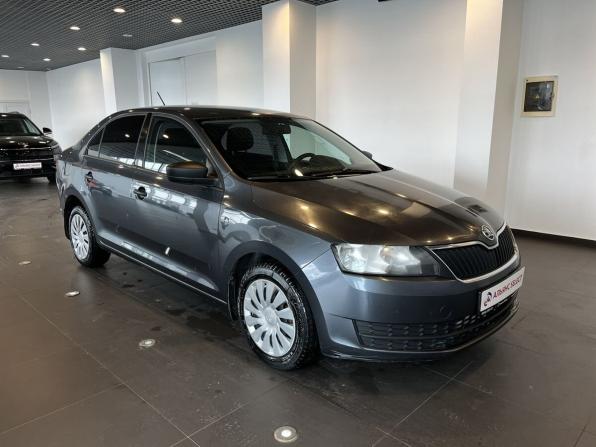 Skoda Rapid I с пробегом 2017 года, цена 985 000 рублей, 182645 км, лифтбек, Автокод Объявления