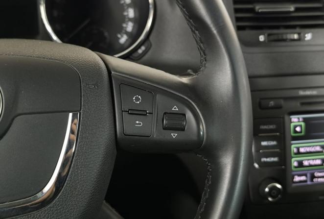 Skoda Yeti I с пробегом 2013 года, цена 1 000 000 рублей, 153996 км, внедорожник, Автокод Объявления