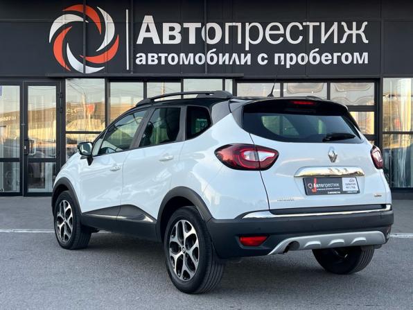 Renault Kaptur I с пробегом 2017 года, цена 1 499 000 рублей, 145101 км, внедорожник, Автокод Объявления