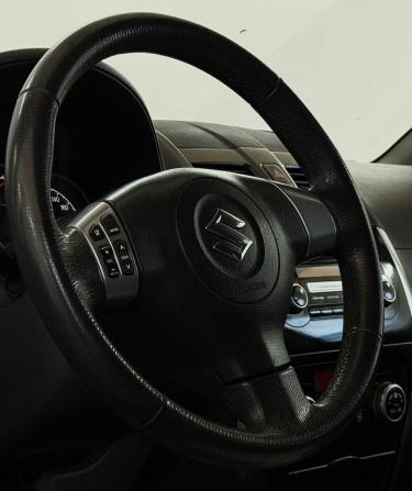 Suzuki SX4 I (Classic) Рестайлинг с пробегом 2010 года, цена 595 000 рублей, 246572 км, хэтчбек, Автокод Объявления