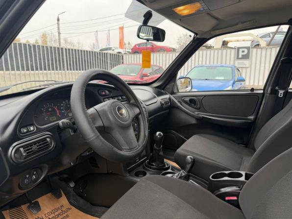 Chevrolet Niva I Рестайлинг с пробегом 2011 года, цена 485 000 рублей, 112382 км, внедорожник, Автокод Объявления