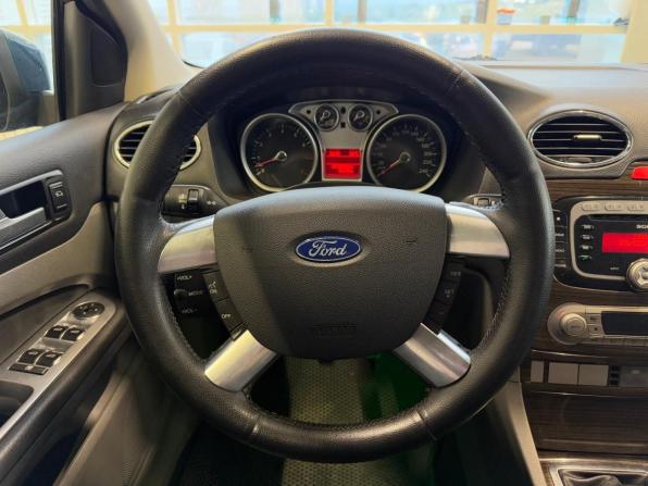 Ford Focus II Рестайлинг с пробегом 2008 года, цена 599 000 рублей, 227000 км, седан, Автокод Объявления