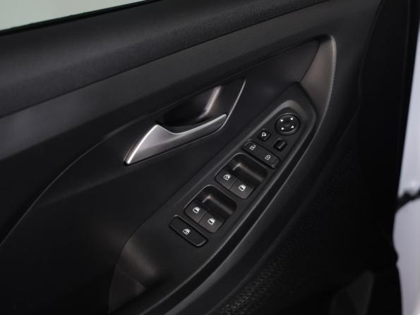 Hyundai Creta II с пробегом 2022 года, цена 2 069 000 рублей, 77023 км, внедорожник, Автокод Объявления