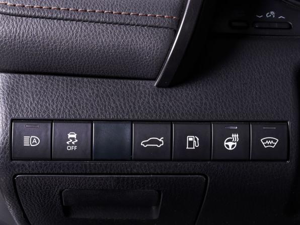 Toyota Camry VIII (XV70) с пробегом 2018 года, цена 2 800 000 рублей, 90000 км, седан, Автокод Объявления