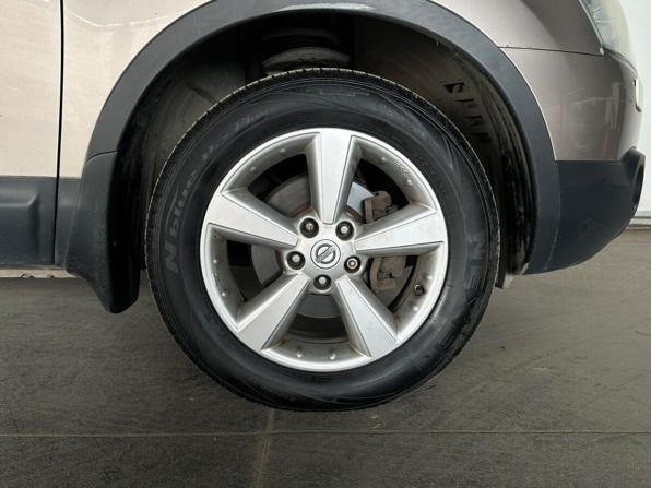 Nissan Qashqai I с пробегом 2009 года, цена 680 000 рублей, 327905 км, внедорожник, Автокод Объявления