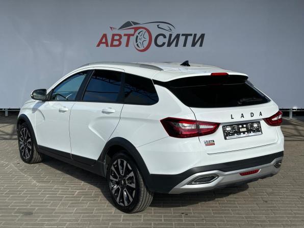 Lada (ВАЗ) Vesta I Рестайлинг (NG) с пробегом 2024 года, цена 1 474 000 рублей, 24000 км, седан, Автокод Объявления