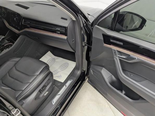 Новый Volkswagen Touareg III Рестайлинг 2025 года, цена 10 500 000 рублей, внедорожник, Автокод Объявления