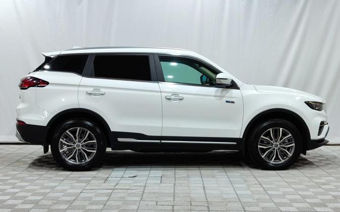 Geely Atlas Pro с пробегом 2024 года, цена 2 350 000 рублей, 31450 км, внедорожник, Автокод Объявления