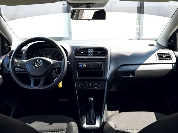 Volkswagen Polo V Рестайлинг с пробегом 2016 года, цена 1 159 000 рублей, 102500 км, седан, Автокод Объявления