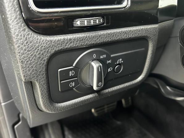 Volkswagen Touareg II Рестайлинг с пробегом 2016 года, цена 3 149 000 рублей, 190800 км, внедорожник, Автокод Объявления