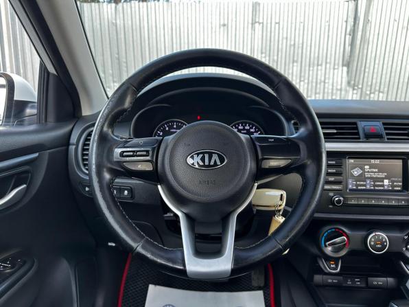 Kia Rio IV с пробегом 2017 года, цена 1 050 000 рублей, 178319 км, седан, Автокод Объявления