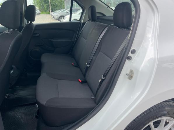Renault Logan II с пробегом 2014 года, цена 690 000 рублей, 79135 км, седан, Автокод Объявления