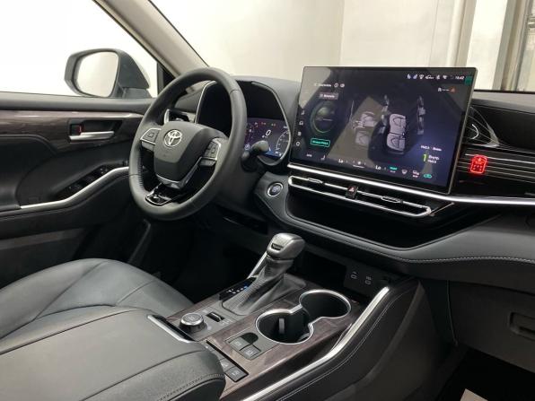 Toyota Highlander IV (XU70) с пробегом 2025 года, цена 5 499 000 рублей, 791 км, внедорожник, Автокод Объявления