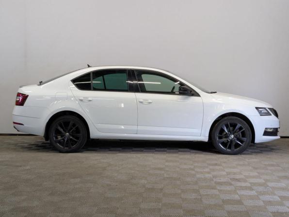 Skoda Octavia III (A7) Рестайлинг с пробегом 2020 года, цена 2 300 000 рублей, 83386 км, лифтбек, Автокод Объявления