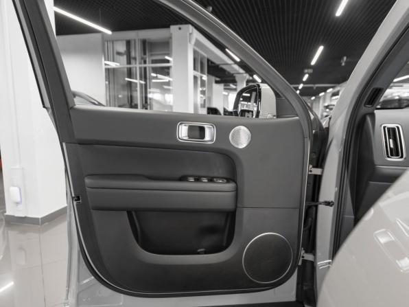 Li Auto (Lixiang) L6 с пробегом 2024 года, цена 5 440 000 рублей, 48096 км, внедорожник, Автокод Объявления