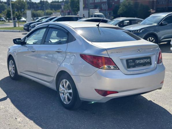 Hyundai Solaris I Рестайлинг с пробегом 2016 года, цена 1 100 000 рублей, 179579 км, седан, Автокод Объявления