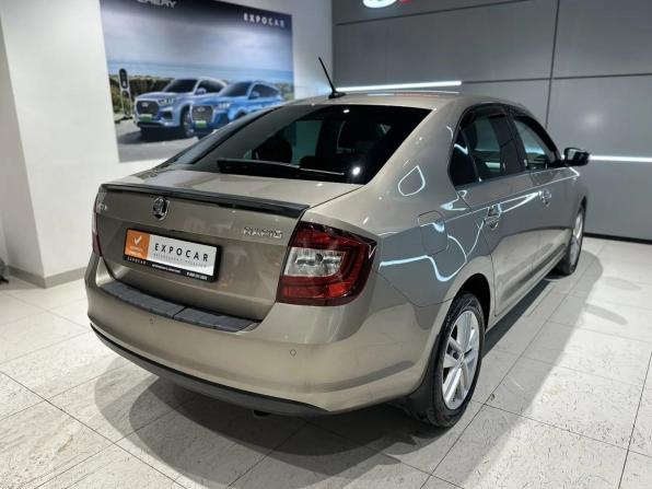 Skoda Rapid I Рестайлинг с пробегом 2019 года, цена 1 090 000 рублей, 194000 км, лифтбек, Автокод Объявления