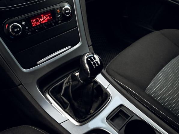 Ford Mondeo IV Рестайлинг с пробегом 2012 года, цена 915 000 рублей, 168874 км, седан, Автокод Объявления