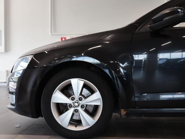 Skoda Octavia III (A7) с пробегом 2017 года, цена 1 383 000 рублей, 232237 км, лифтбек, Автокод Объявления