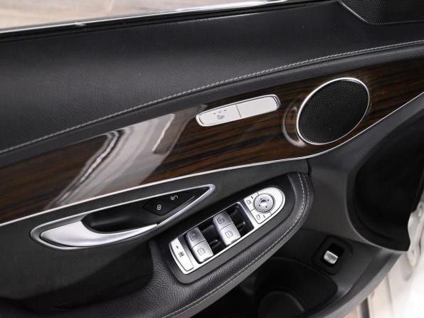 Mercedes-Benz C-Класс IV (W205) с пробегом 2017 года, цена 2 000 000 рублей, 122854 км, седан, Автокод Объявления