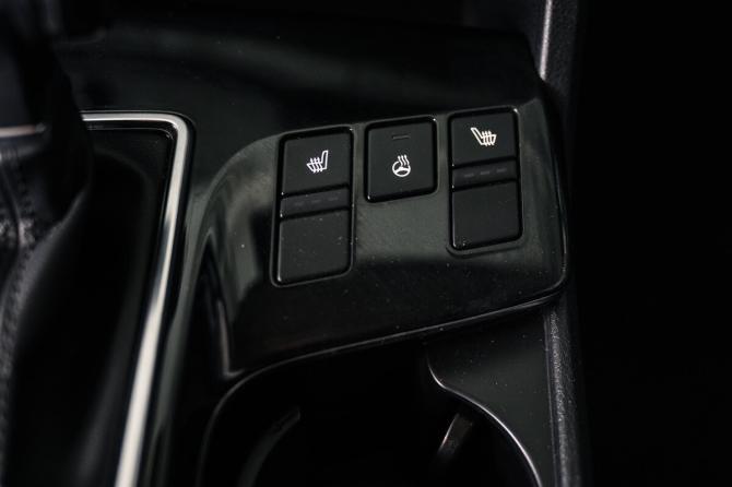 Kia Sportage V с пробегом 2022 года, цена 3 450 000 рублей, 103000 км, внедорожник, Автокод Объявления