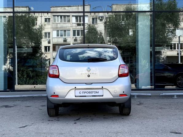 Renault Sandero II Рестайлинг с пробегом 2019 года, цена 1 197 000 рублей, 77000 км, хэтчбек, Автокод Объявления