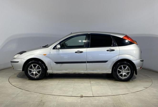 Ford Focus I Рестайлинг с пробегом 2003 года, цена 150 000 рублей, 301520 км, хэтчбек, Автокод Объявления