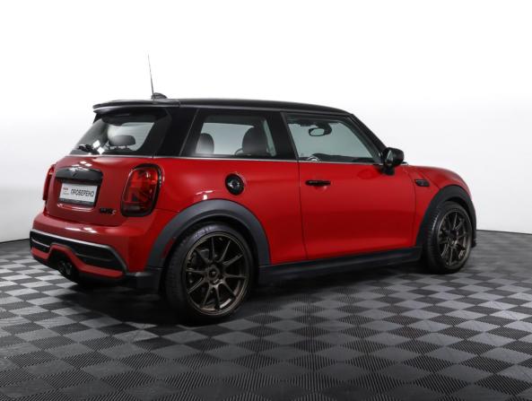 Mini Hatch III (F55/F56) Рестайлинг 2 с пробегом 2021 года, цена 3 038 310 рублей, 42029 км, хэтчбек, Автокод Объявления