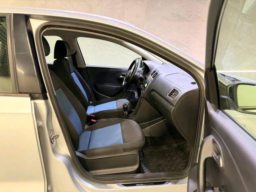 Volkswagen Polo V Новосибирск  - изображение 14