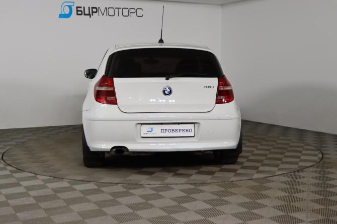 BMW 1 серии I (E81/E82/E87/E88) Рестайлинг с пробегом 2011 года, цена 629 990 рублей, 221535 км, хэтчбек, Автокод Объявления