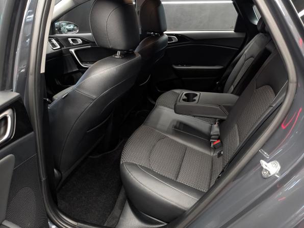 Kia Ceed III с пробегом 2020 года, цена 2 190 000 рублей, 30100 км, хэтчбек, Автокод Объявления