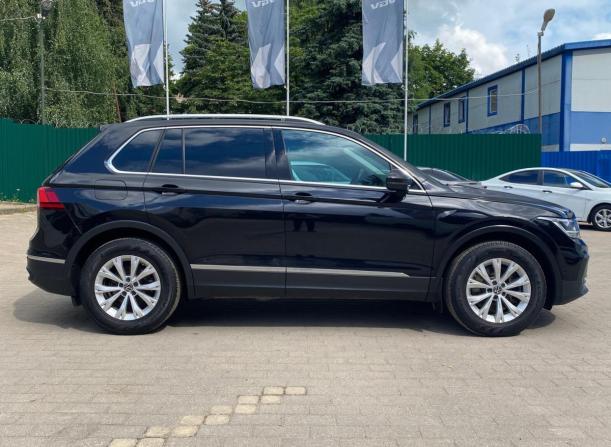 Volkswagen Tiguan II Рестайлинг с пробегом 2021 года, цена 2 739 000 рублей, 158000 км, внедорожник, Автокод Объявления