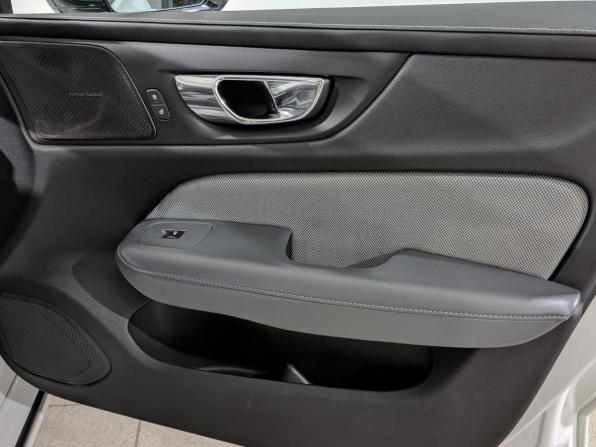 Volvo S60 III с пробегом 2019 года, цена 2 765 000 рублей, 102420 км, седан, Автокод Объявления