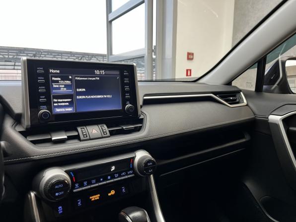 Toyota RAV4 V (XA50) с пробегом 2022 года, цена 3 601 250 рублей, 66711 км, внедорожник, Автокод Объявления