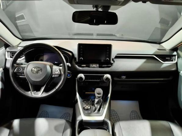 Toyota RAV4 V (XA50) с пробегом 2021 года, цена 3 570 000 рублей, 58016 км, внедорожник, Автокод Объявления