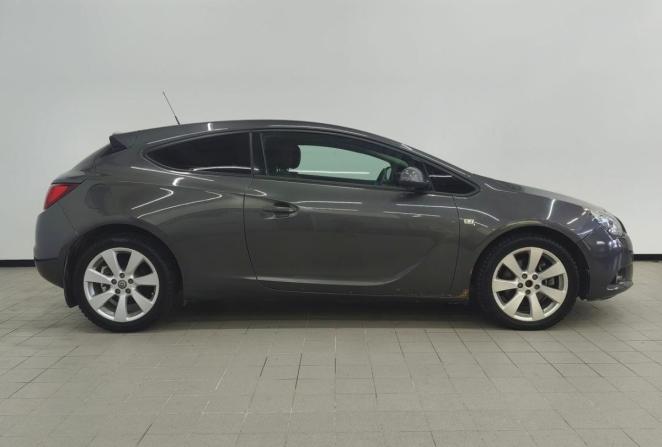 Opel Astra J Рестайлинг с пробегом 2011 года, цена 520 000 рублей, 213566 км, хэтчбек, Автокод Объявления