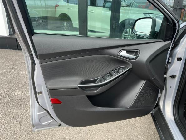 Ford Focus III с пробегом 2012 года, цена 825 000 рублей, 135370 км, седан, Автокод Объявления