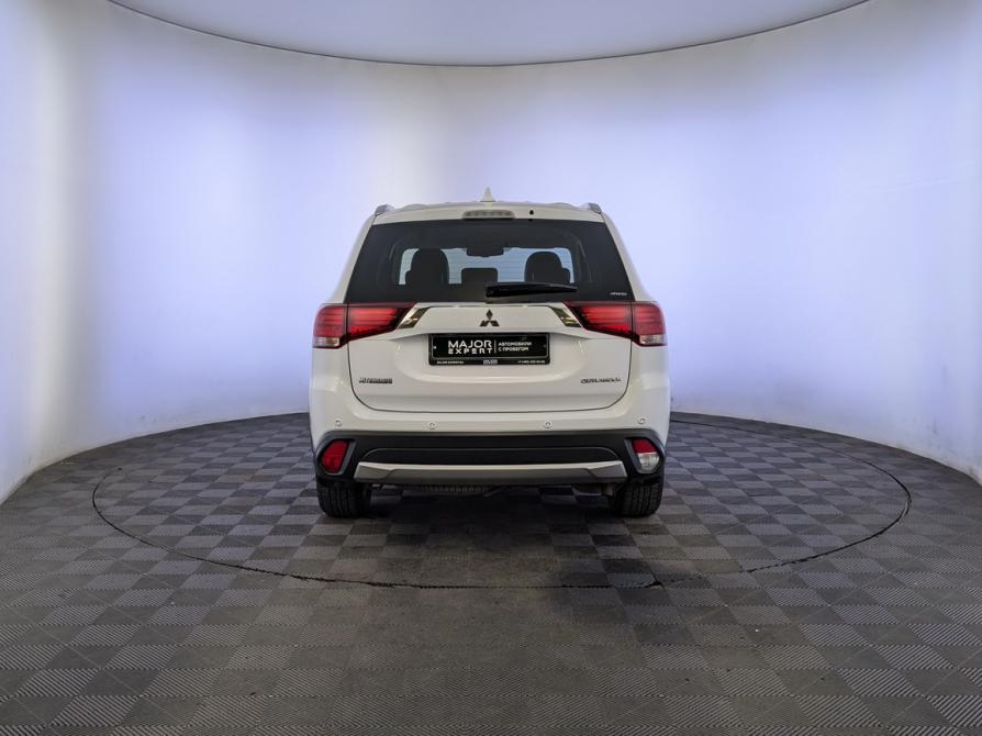 Mitsubishi Outlander III Рестайлинг 2 Москва  - изображение 6