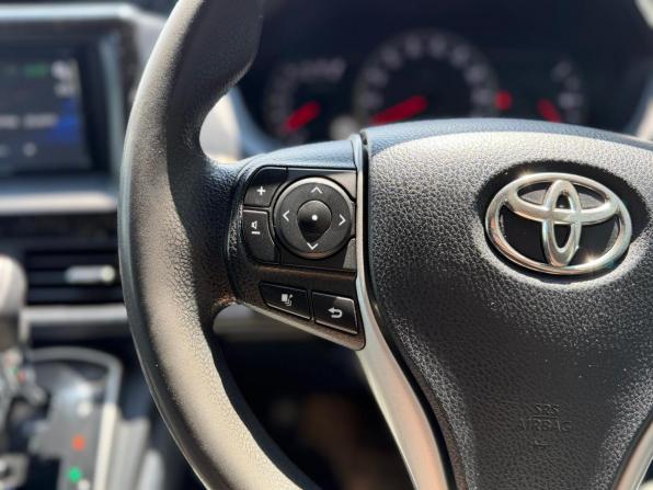 Toyota Voxy III (R80) с пробегом 2014 года, цена 1 450 000 рублей, 136390 км, минивэн, Автокод Объявления